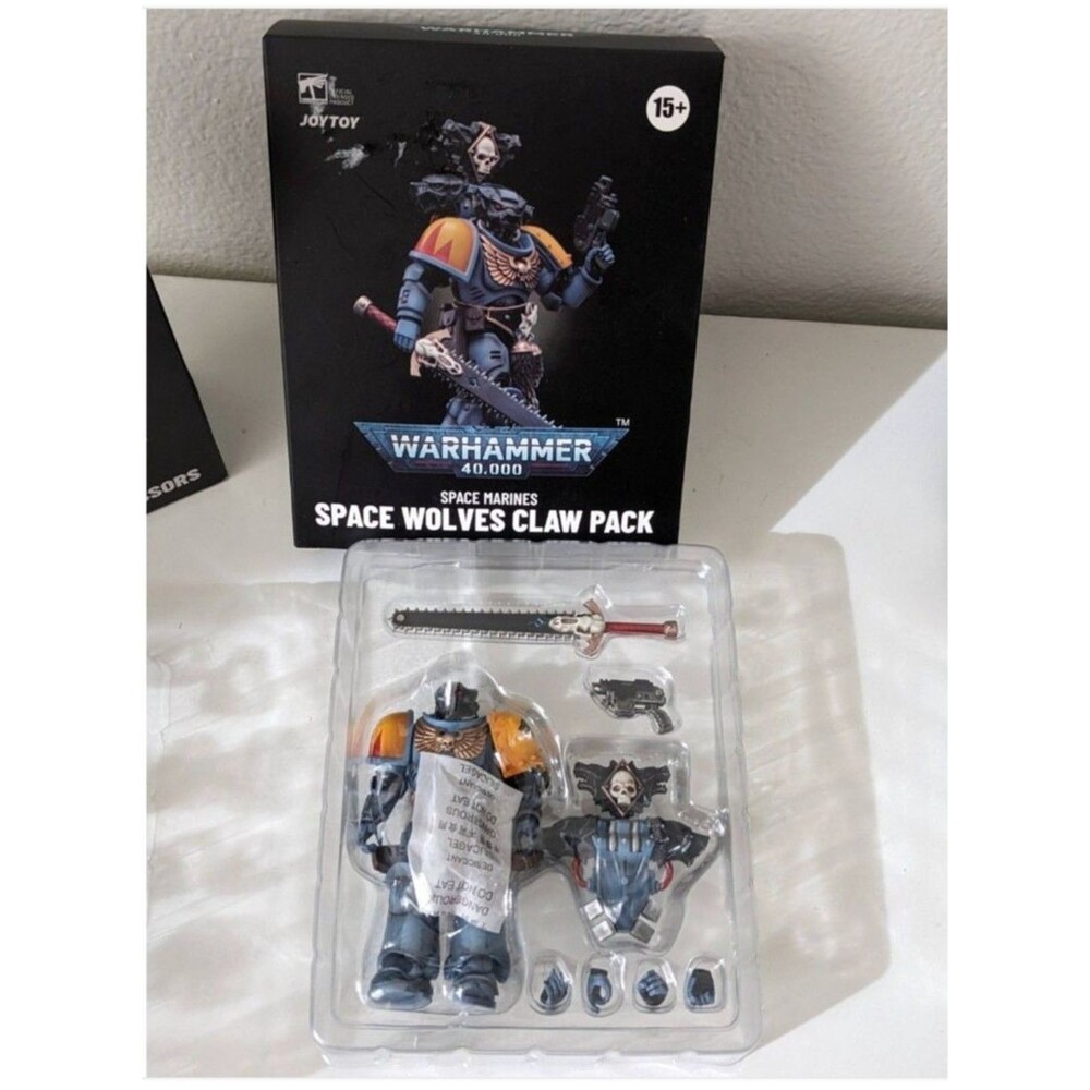 JOYTOY Warhammer 40K  Space Wolves Claw Pack Space Marines Action Figure JT2719